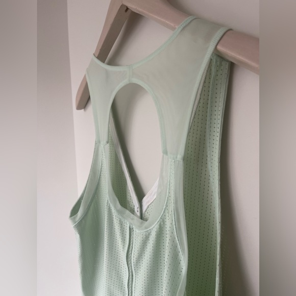 lululemon athletica - Var-City Tank - Sea Mist - 6 - Picture 6 of 9